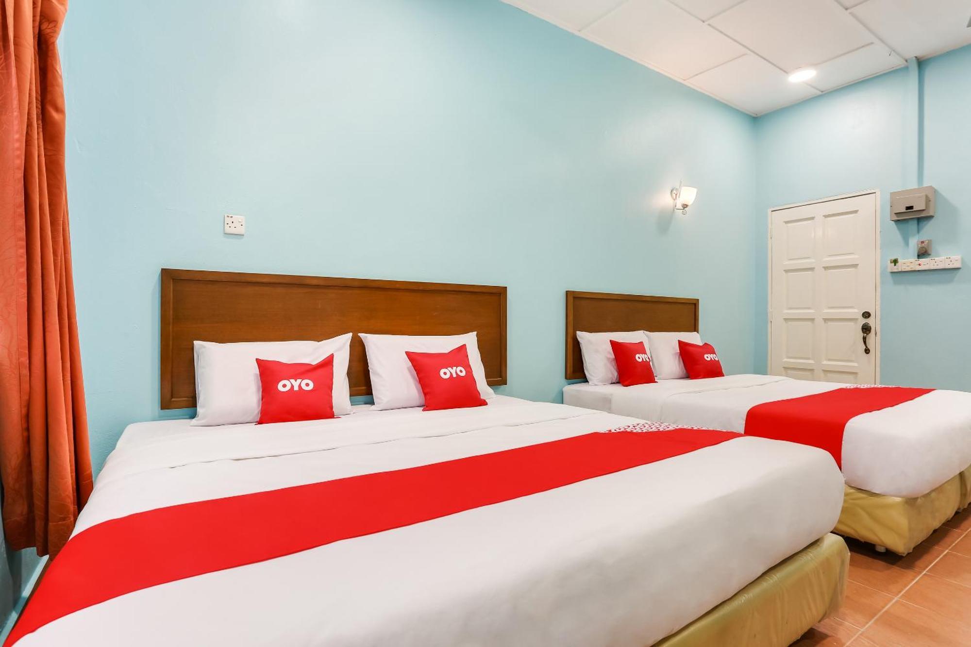 Oyo 44094 Bangi Lanai Hotel Экстерьер фото