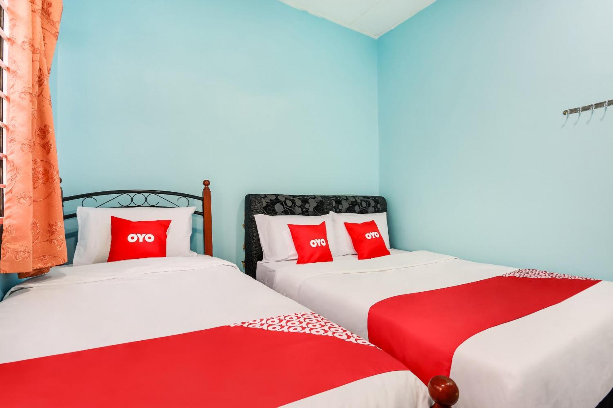 Oyo 44094 Bangi Lanai Hotel Экстерьер фото